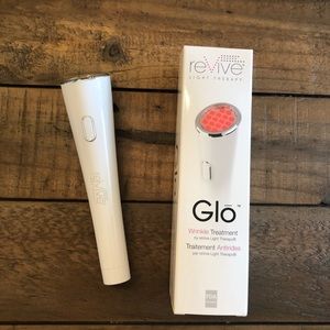 Glo Wrinkle and Anti-Aging Light Device